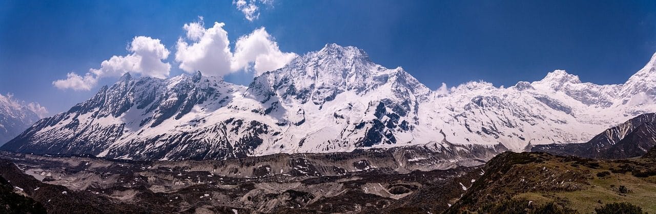 Manaslu Circuit with Tsum Valley Trek (19 Days)