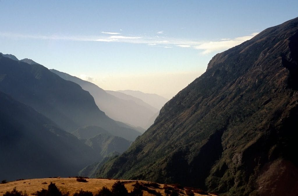 06_nepal_trekking_himalaya_nature_scenery_mount_trail_adventure